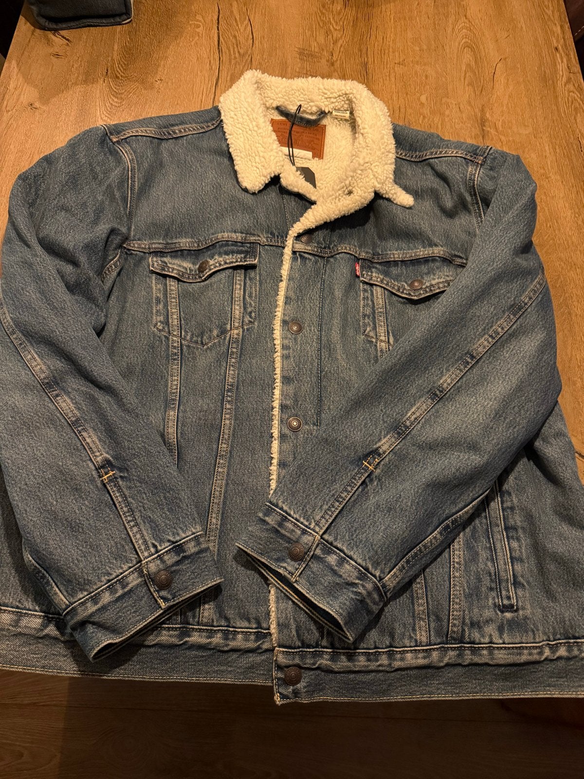 Levi's Sherpa Trucker Jacket XXL - Nieuw met labels, Ophalen of Verzenden, Nieuw, Overige maten, Blauw