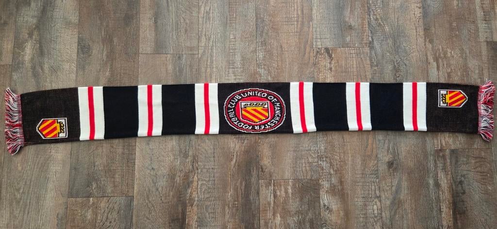 Sjaal FC United of Manchester, Verzamelen, Sportartikelen en Voetbal, Ophalen of Verzenden, Zo goed als nieuw, Buitenlandse clubs