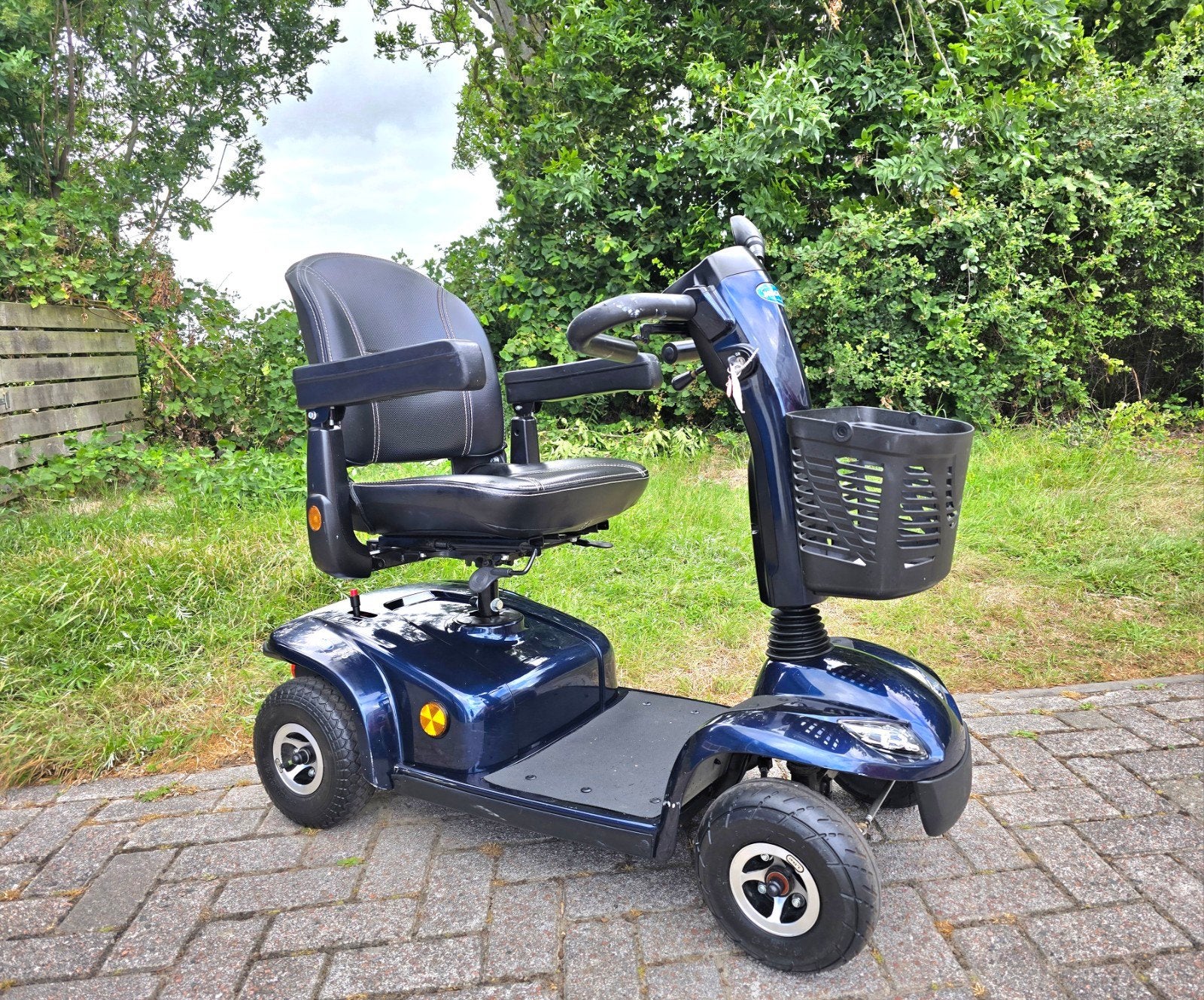 Invacare Leo middelgrote scootmobiel  | INRUILKOOPJE, Ophalen, Gebruikt, Polder Mobiliteit, 06 27426962