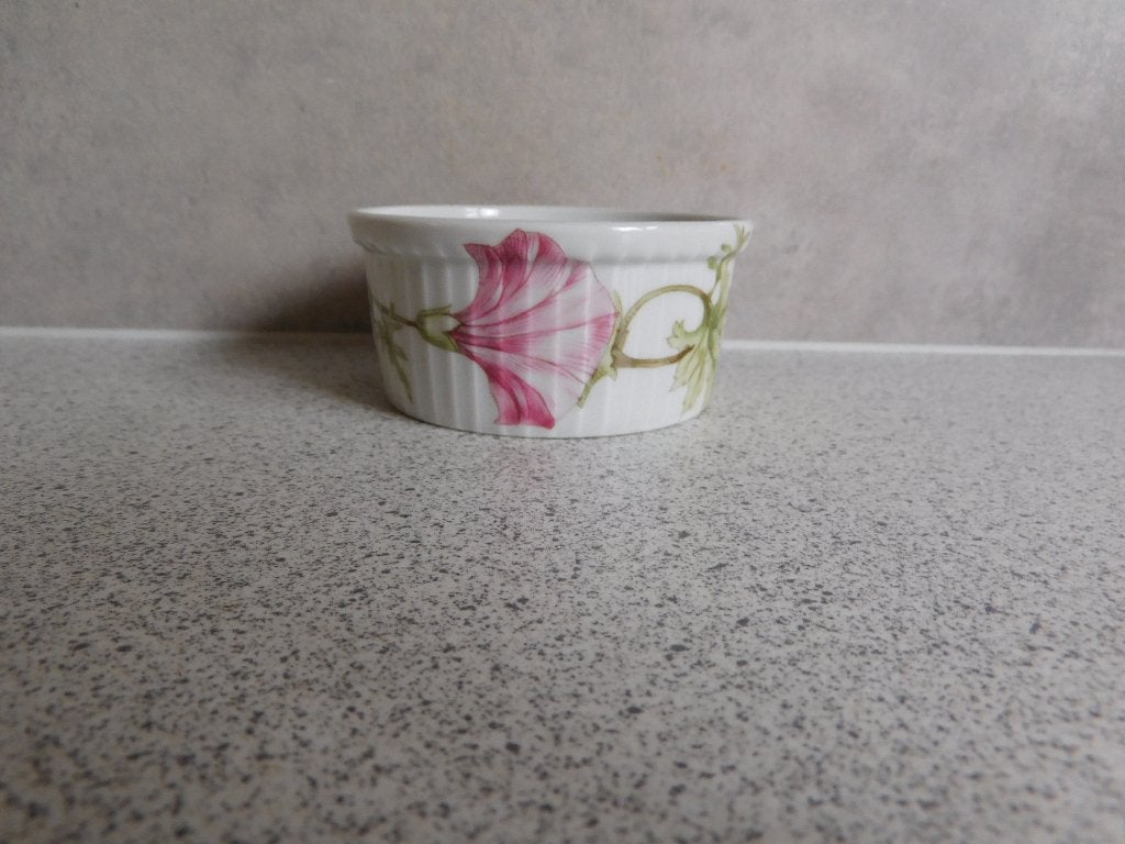 Ovenschaal Ramekin 9 cm. Roze Winde Pillyvuyt, Overige merken, Ophalen of Verzenden, Overige stijlen, Aardewerk