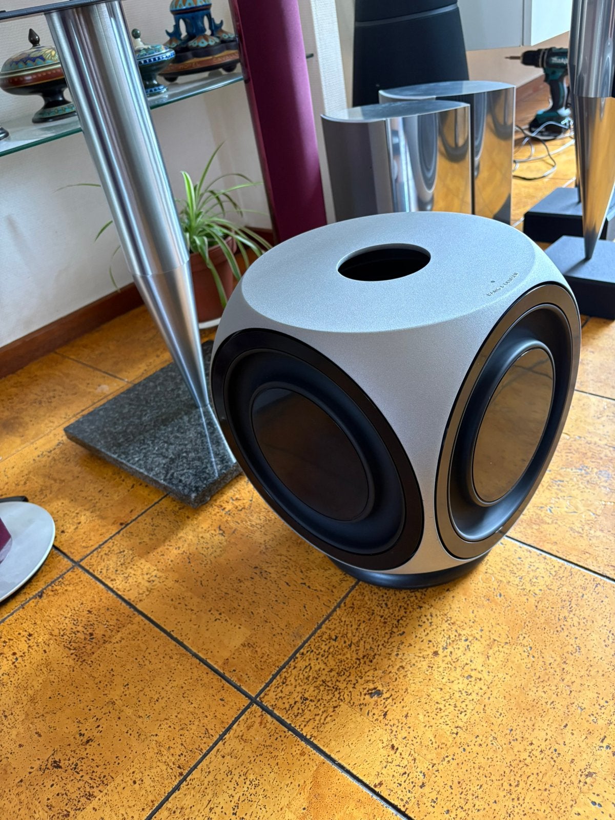 Bang & Olufsen BeoLab 2 subwoofer NIEUW!