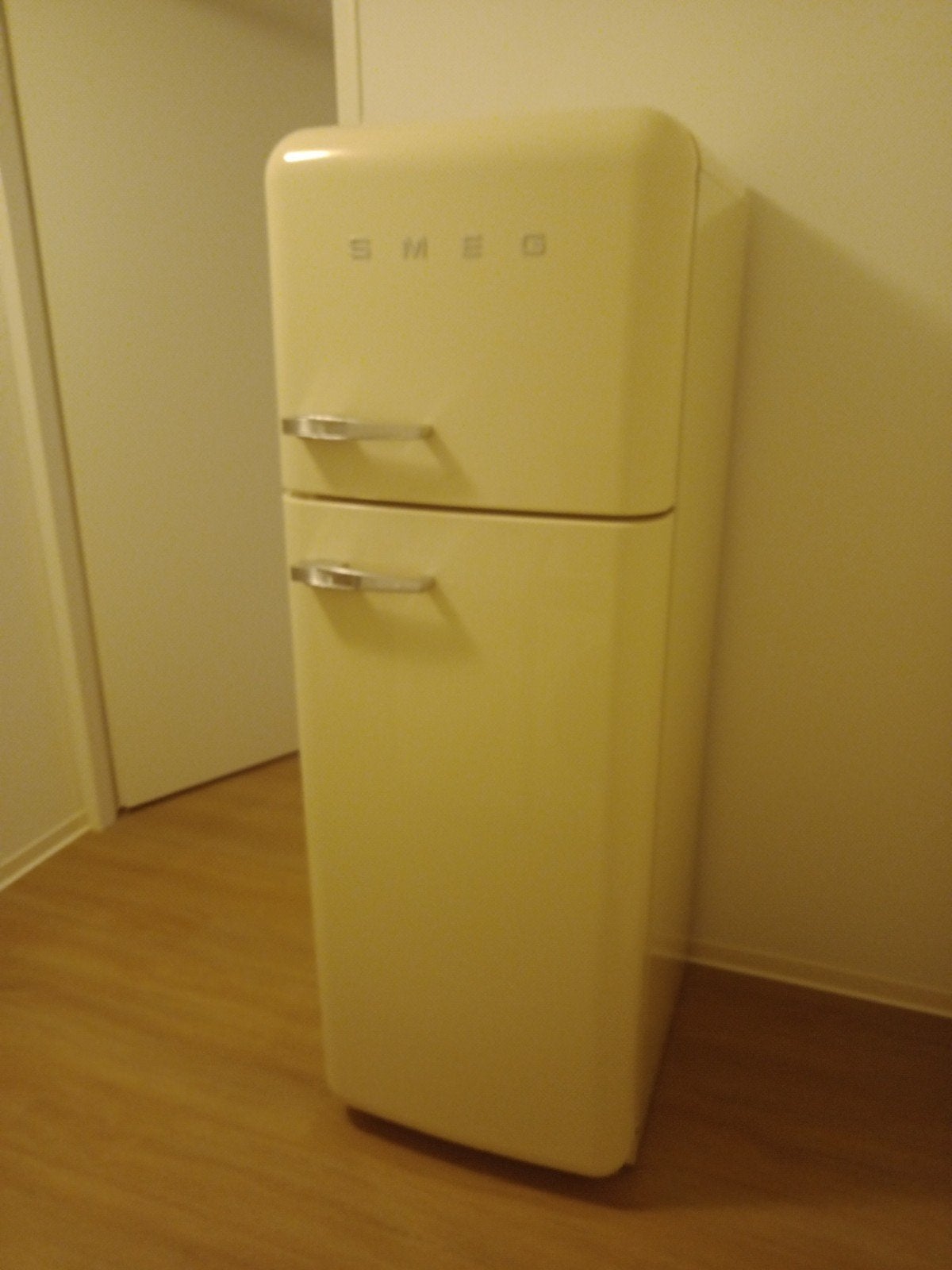 Smeg koel-vriescombinatie creme, Ophalen