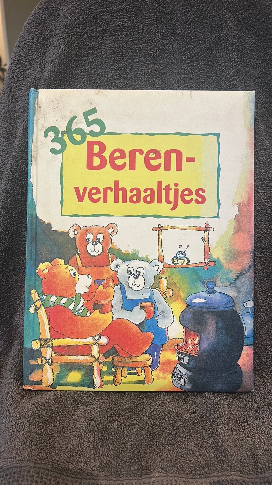 365 Berenverhaaltjes - Een Jaar Vol Avonturen, Ophalen of Verzenden, Gelezen, Sprookjes
