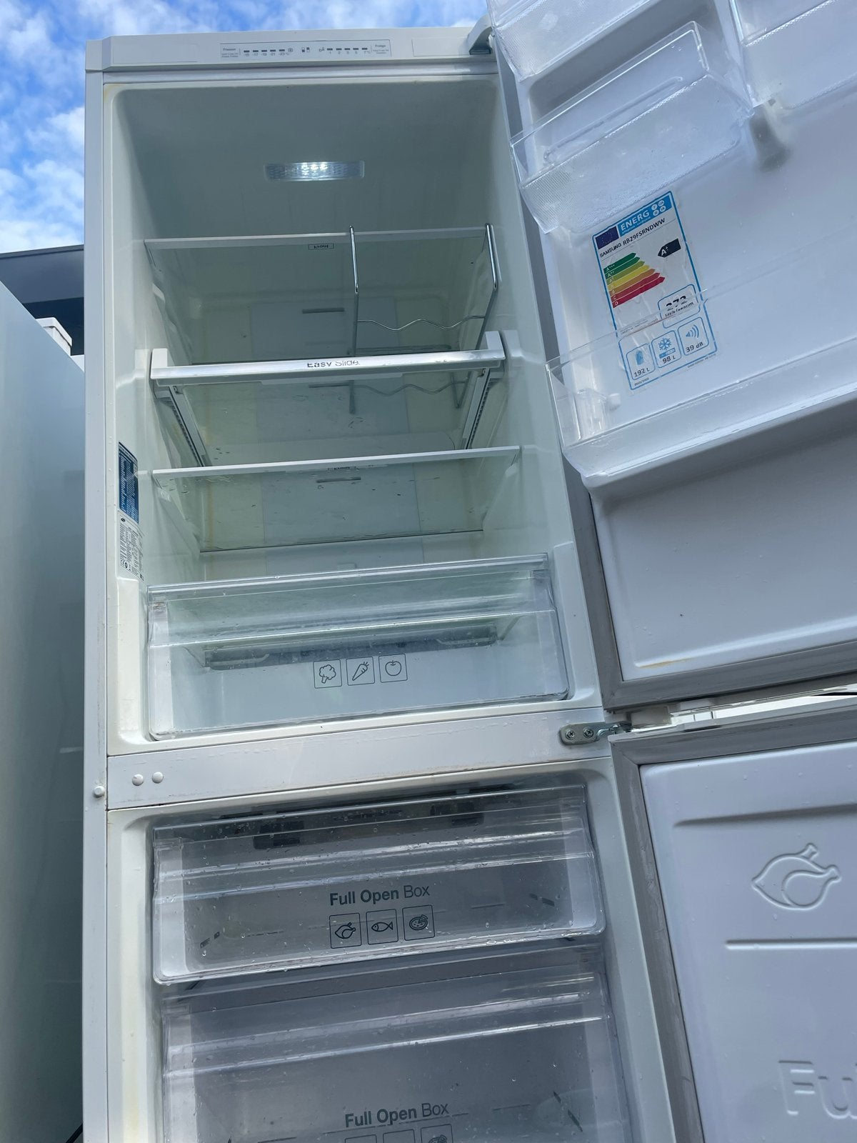 Foto 9 van Samsung RB29FSRNDWW Koel-vriescombinatie No-Frost