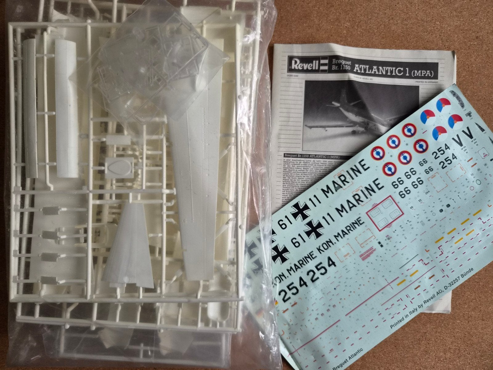 Revell 04384 Breguet Br.1150 Atlantic 1:72 NL DECALS! z/doos, 1:72 tot 1:144, Verzenden, Revell, Revell