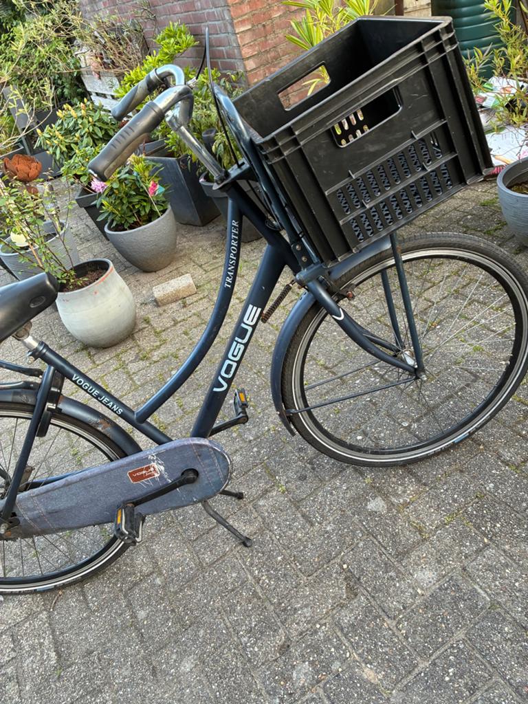 Vogue Transportfiets 28 inch met terugtraprem en slot, Fietsen en Brommers, Fietsen | Meisjes, Ophalen of Verzenden, Gebruikt