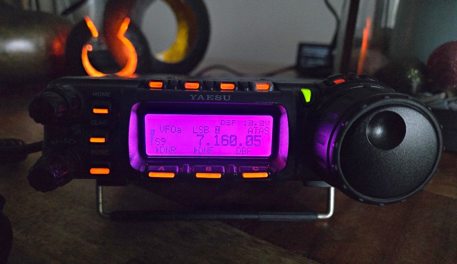 zeer nette yaesu FT-857D hf-vhf-uhf TX gemodificeerd DSP, Ophalen of Verzenden, Zo goed als nieuw
