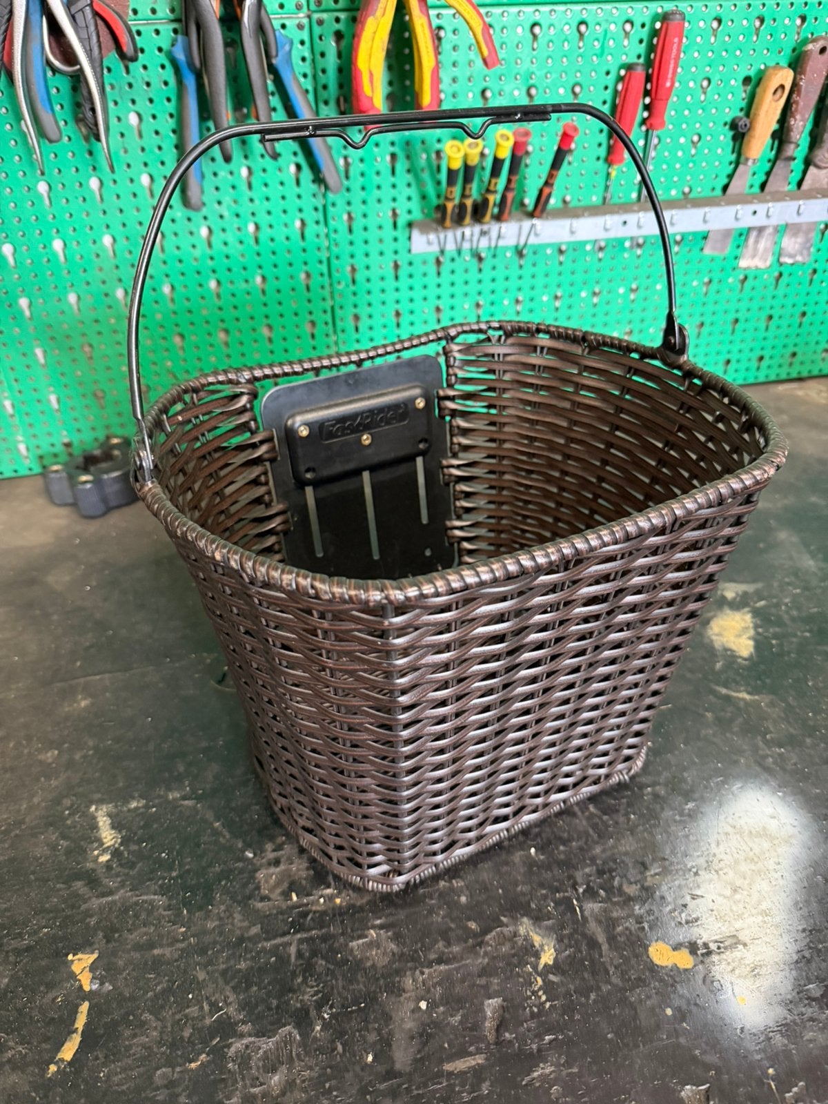 Te koop fietsmandje fiets mand afneembare mand fiets mand, Ophalen of Verzenden, Gebruikt, Fietsmand, Stuurbevestiging