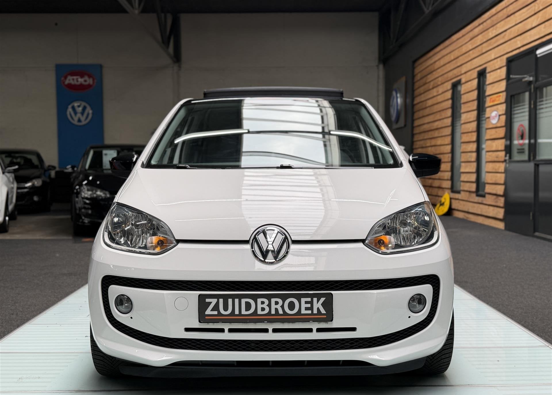 Volkswagen up! 1.0 Cup Up! 63DKM | Pano | Navi | Airco, Auto's, Volkswagen, Gebruikt, Up!, 1290 kg, 60 pk