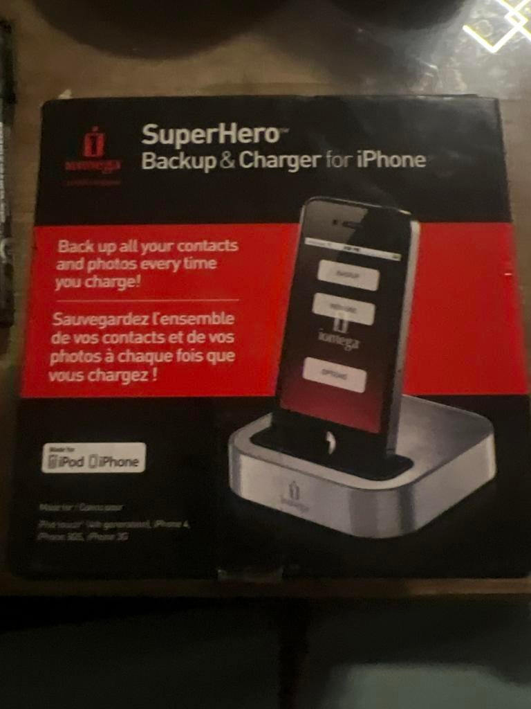 Iomega SuperHero Backup & Charger voor iPhone, Ophalen of Verzenden, Nieuw