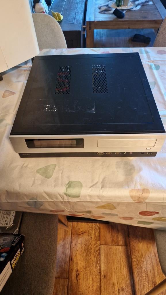 Oude pc. Voor onderdelen of maak., Computers en Software, Desktop Pc's, Ophalen, Onbekend
