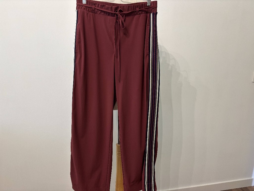 Studio Anneloes Iggy Tape broek – Bordeaux – mt L – Nieuw, Studio Anneloes, Studio Anneloes, Verzenden, Studio Anneloes