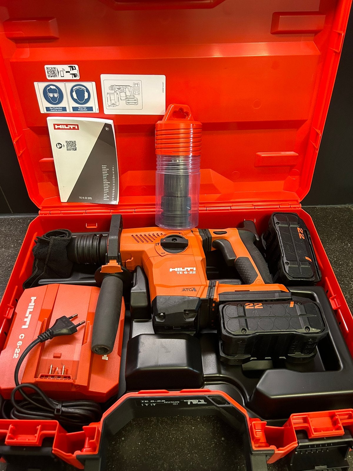 Hilti Nuron TE 6-22 Boorhamer compleet, Ophalen of Verzenden, Zo goed als nieuw, Boor- en/of Breekhamer