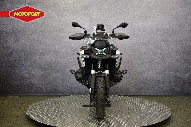 BMW R 1300 GS ADVENTURE (bj 2025), Einsteinlaan 5
2289 CC  Rijswijk, NL, Bedrijf, BMW Motorrad Nederland, Toermotor