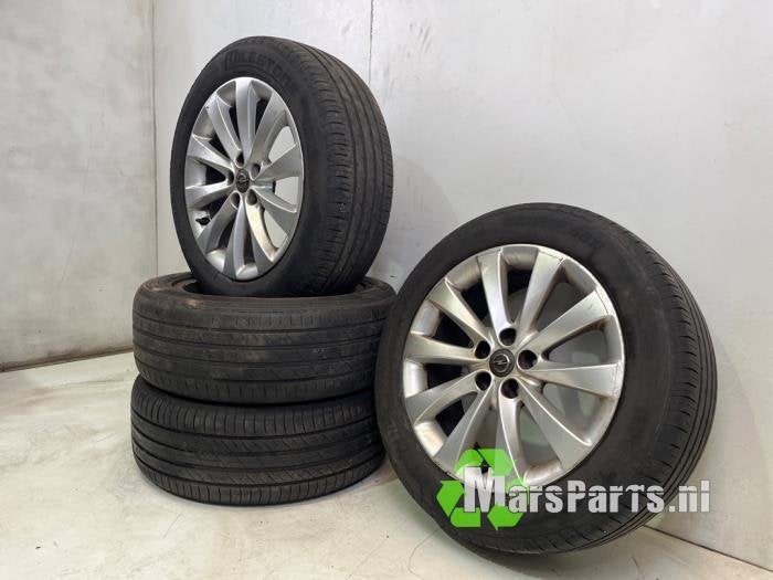 Velgen set + banden van een Opel Astra, Gebruikt, -, -, Ophalen of Verzenden