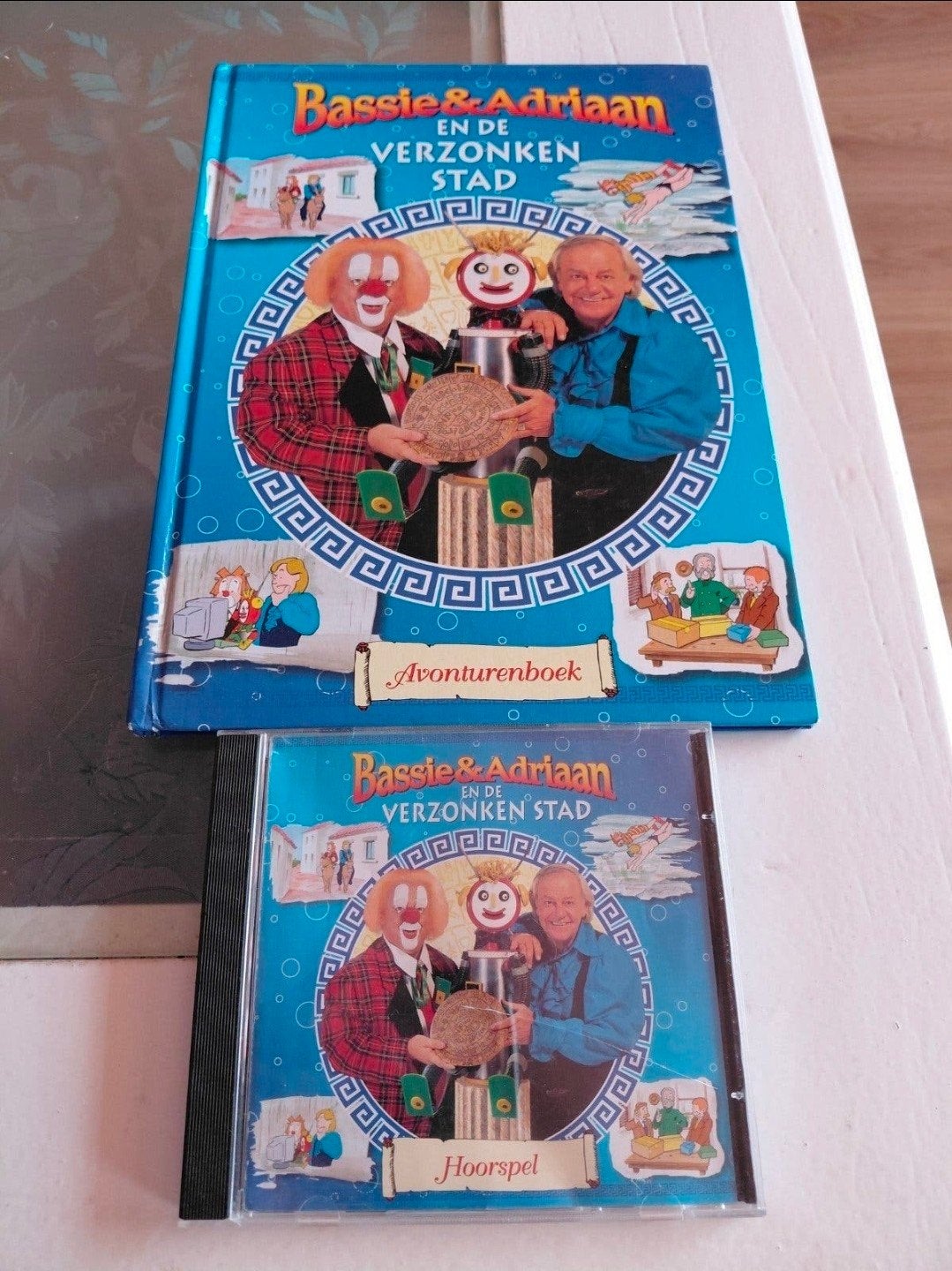 Bassie en Adriaan de verzonken stad hoorspel boek + cd., Cd's en Dvd's, Cd's | Kinderen en Jeugd, Ophalen of Verzenden, Gebruikt
