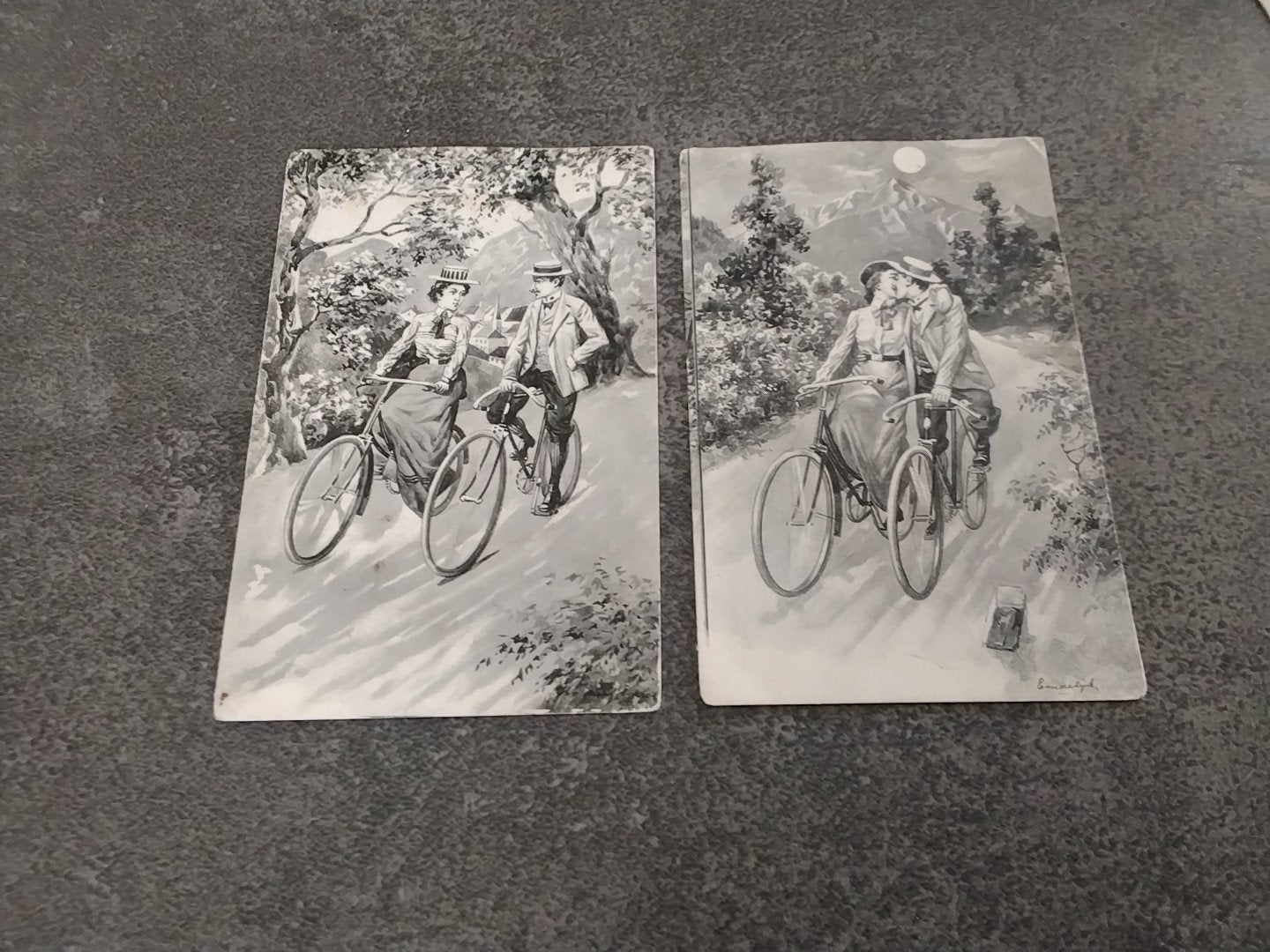 Fiets 2 x Verliefd stel op de fiets ca 1910, Ophalen of Verzenden, Voor 1920, Gelopen, Overige thema's