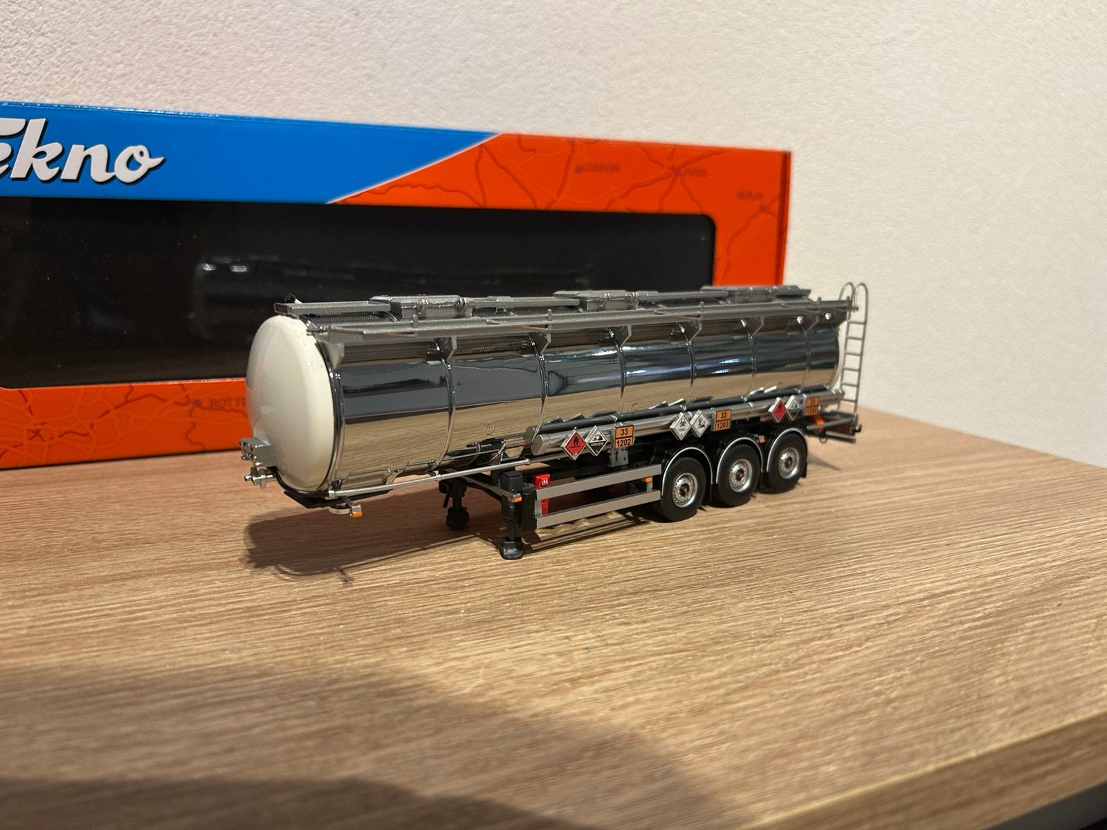 Te koop tank trailer tekno, Ophalen of Verzenden, Zo goed als nieuw, Bus of Vrachtwagen, Tekno
