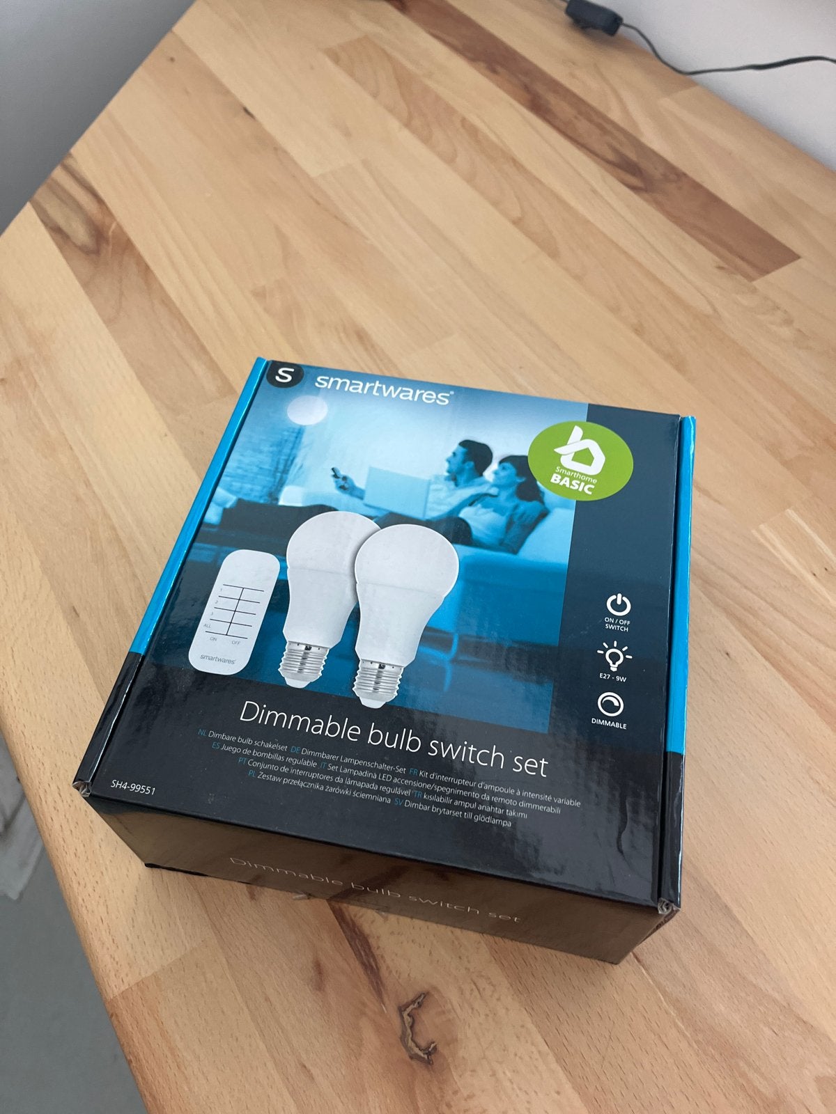 Smartwares Dimbare LED Lampen Set met Afstandsbediening, Ophalen, Led-lamp, 60 watt of meer, Dimbaar
