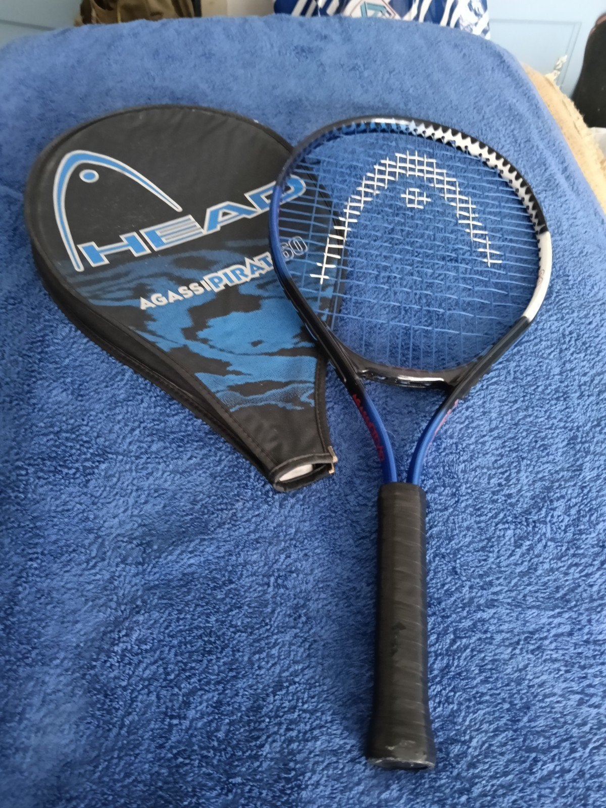 HEAD AGASSI PIRAT 60 JUNIOR TENNIS RACKET MET FOEDRAAL, Sport en Fitness, Tennis, Ophalen, Racket, Head