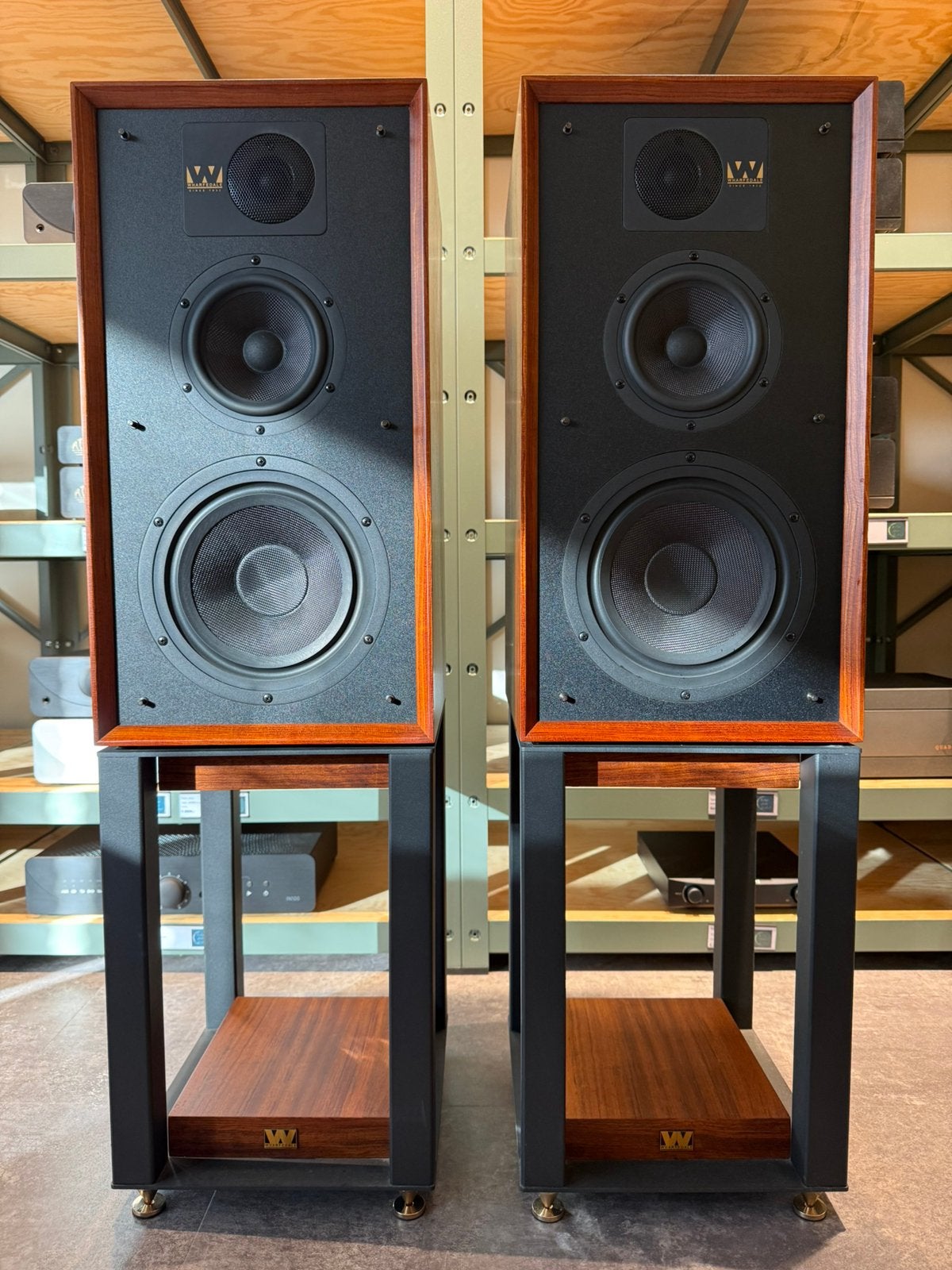 Wharfedale Linton 85 Anniversary, met stands, met garantie, Audio, Tv en Foto, Ophalen, Stereo speakers, Inclusief standaarden