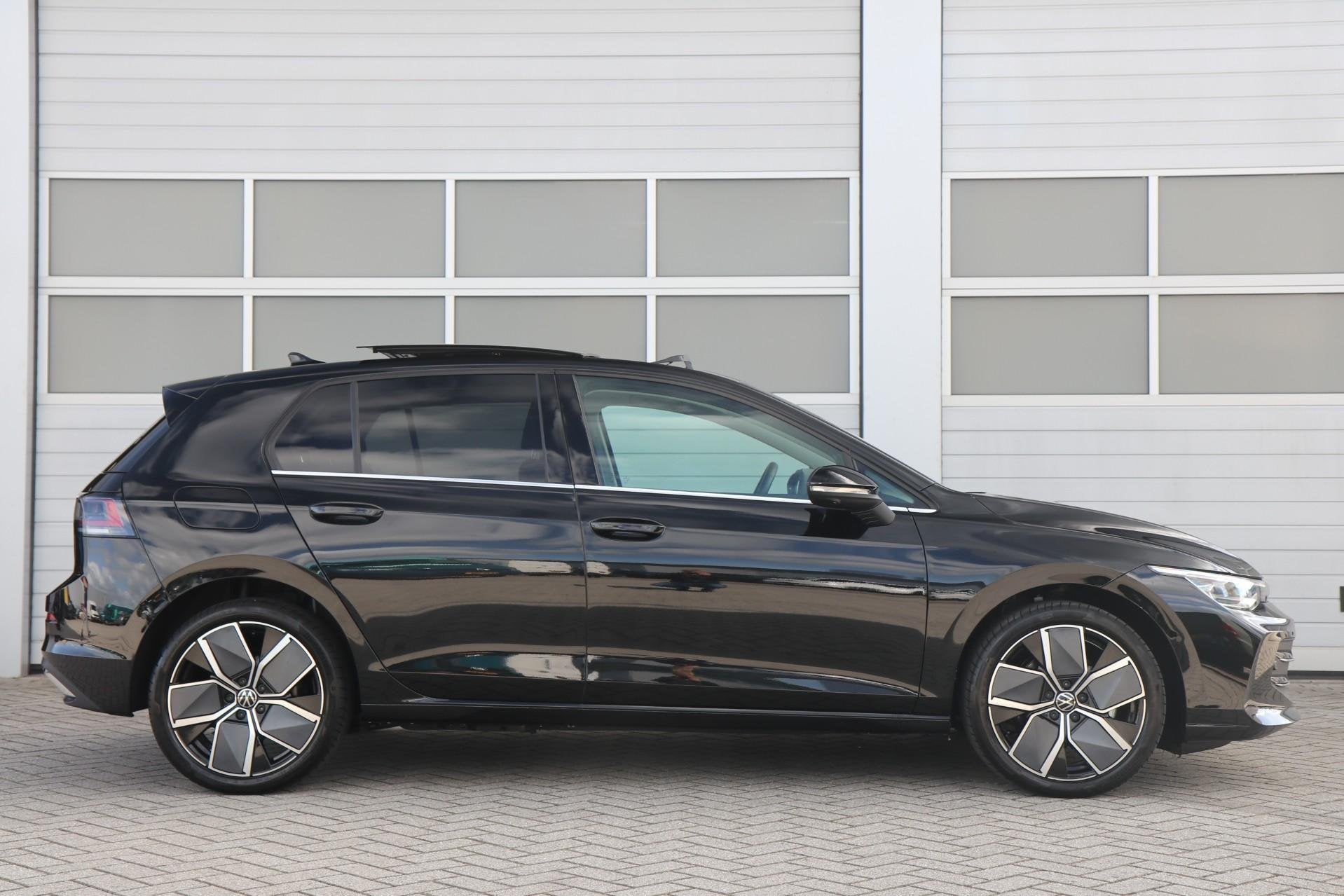 Volkswagen Golf 1.5 eHybrid 204pk Style | Panoramadak | Stoe, Auto's, 12 maanden, 150 min, Bedrijf, 1700 kg