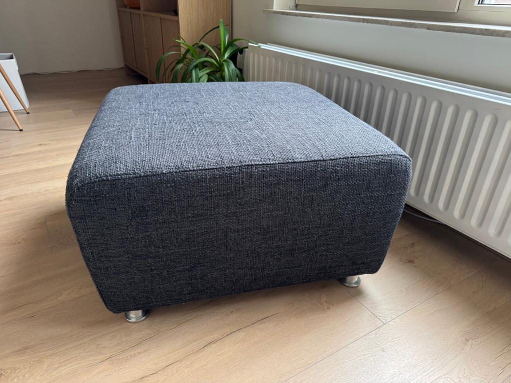 Hocker/poef pronto antraciet, Ophalen, Gebruikt, Vierkant, 75 tot 100 cm