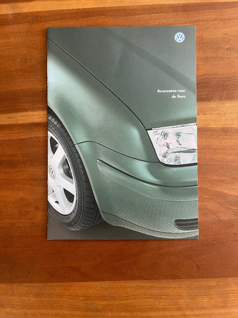 Volkswagen Bora Accessoires boekje uit 1999, Ophalen of Verzenden, Zo goed als nieuw, Overige merken