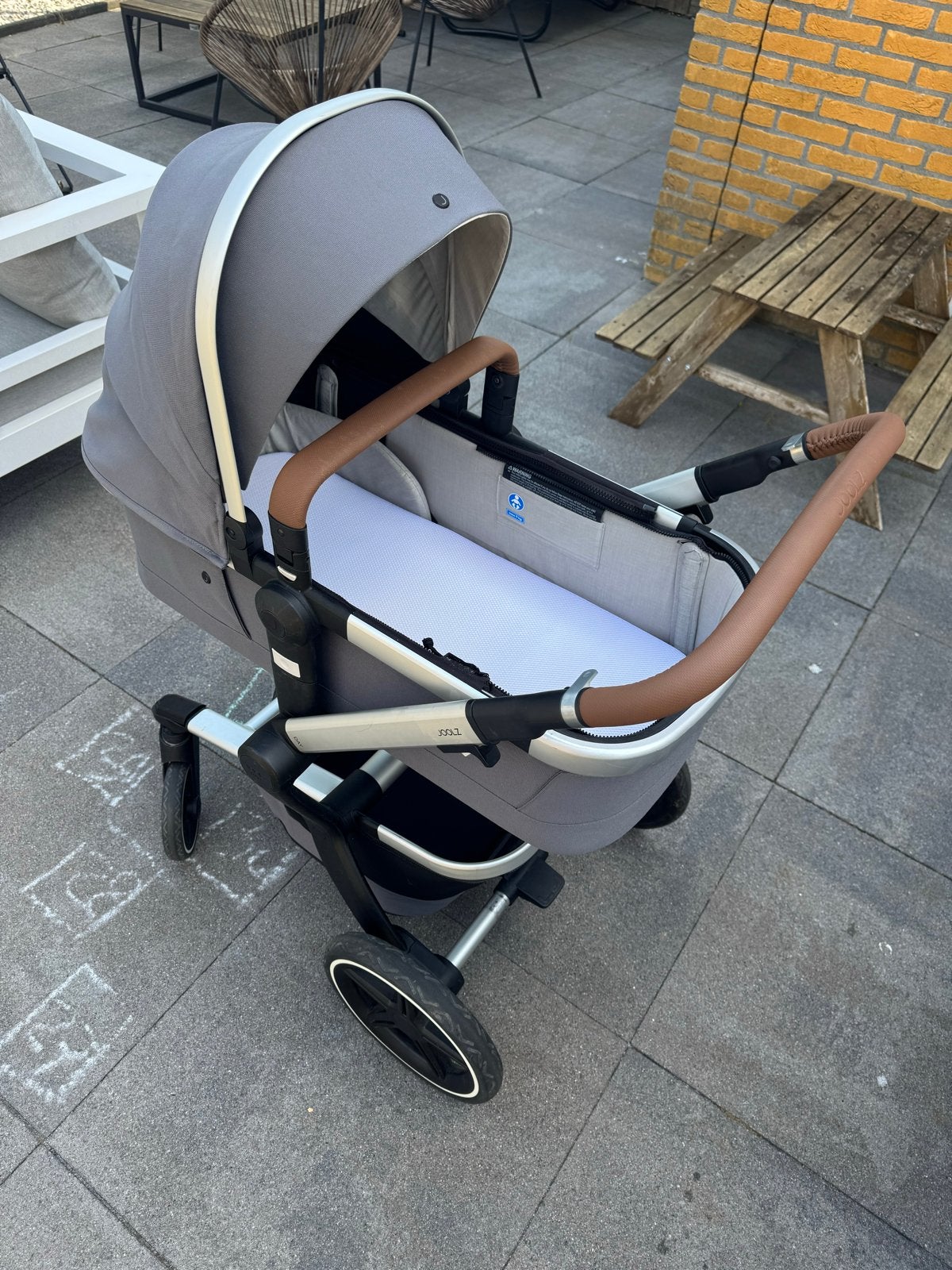 Complete Joolz Day+ kinderwagen Gorgeos Grey, Zo goed als nieuw, Combiwagen, Met reiswieg, Ophalen