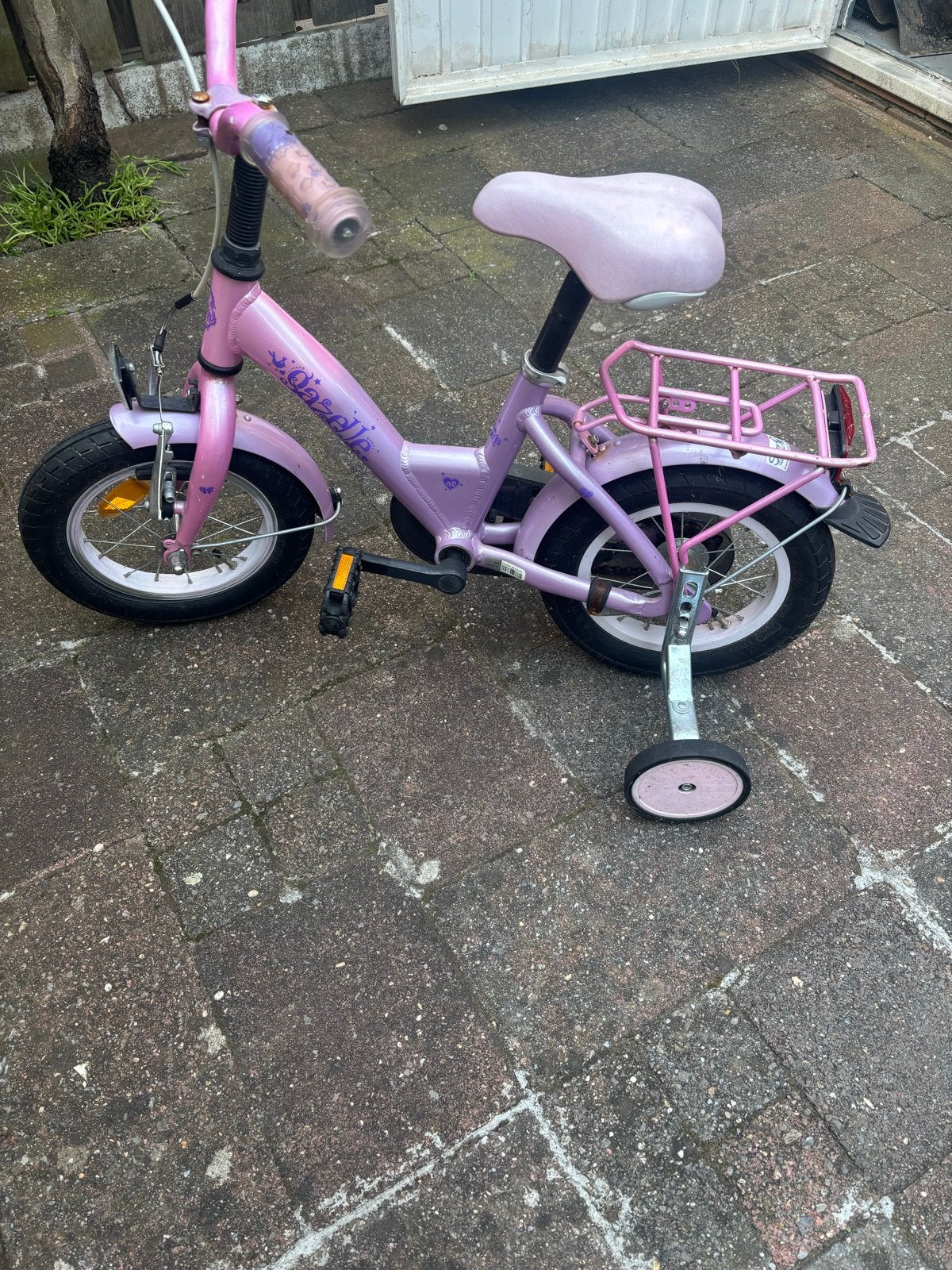 Roze Gazelle kinderfiets met zijwieltjes, Ophalen, Terugtraprem, Zijwieltjes, Gebruikt