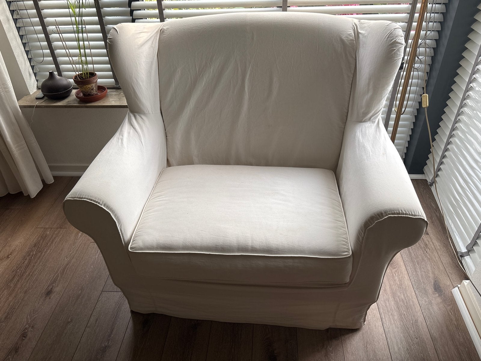 Comfortabele witte fauteuil met afneembare hoes, Huis en Inrichting, Fauteuils, Ophalen, Gebruikt, Stof, 75 tot 100 cm
