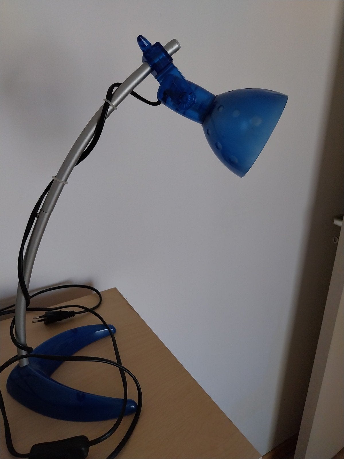 BUREAULAMPJE ZGAN, Blauw, Ophalen of Verzenden, Bureaulamp, Verstelbaar