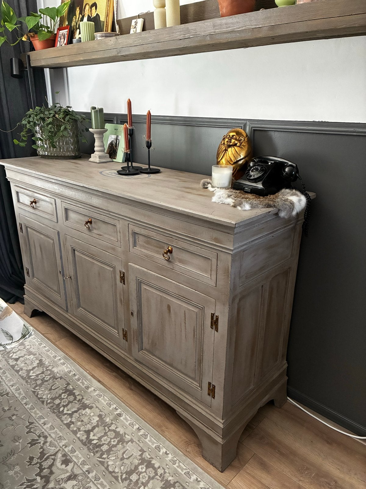 Vintage dressoir, Ophalen