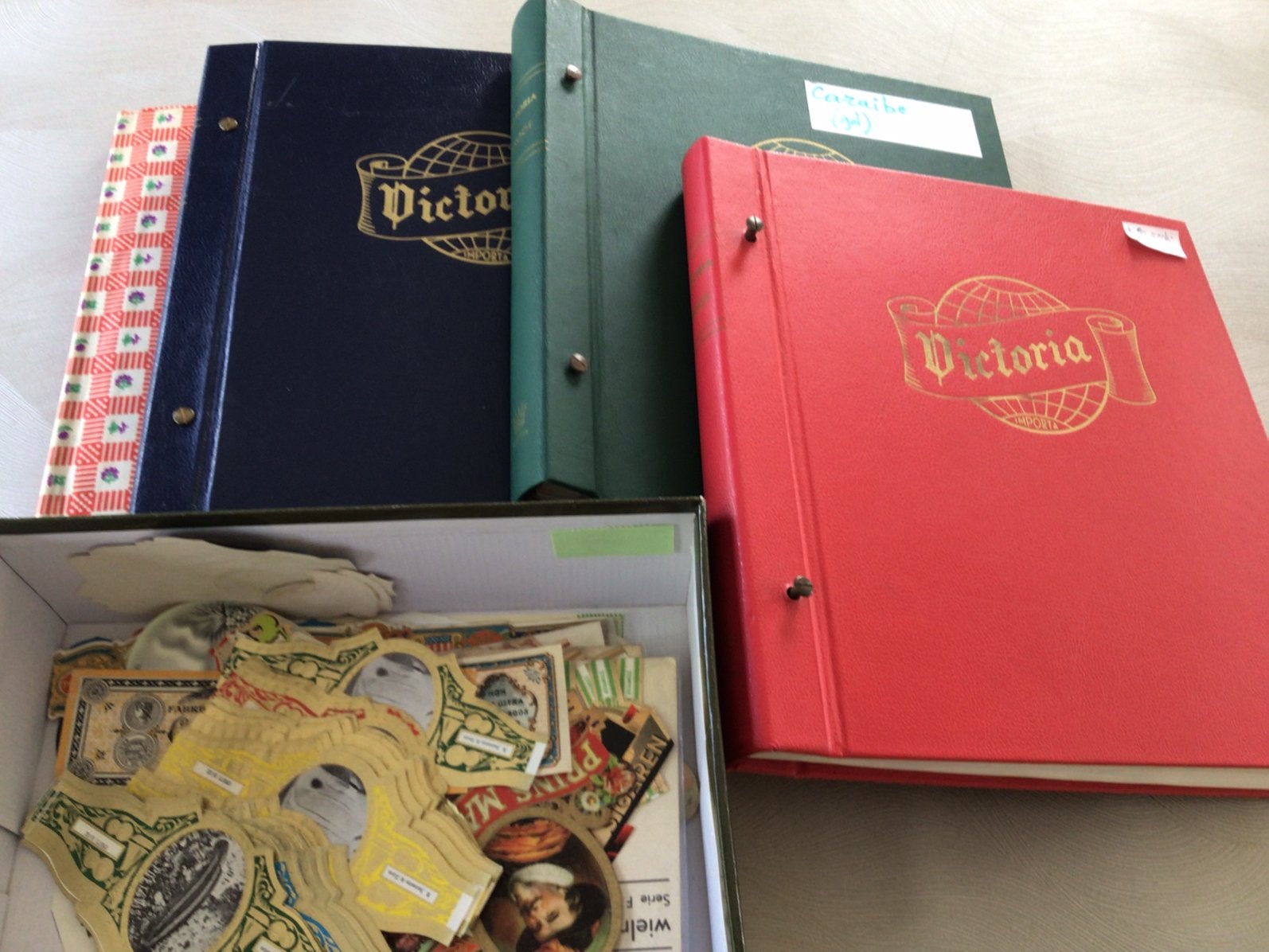 Verzameling sigarenbanden., Verzamelen, Ophalen of Verzenden, Gebruikt, Sigarenbandjes