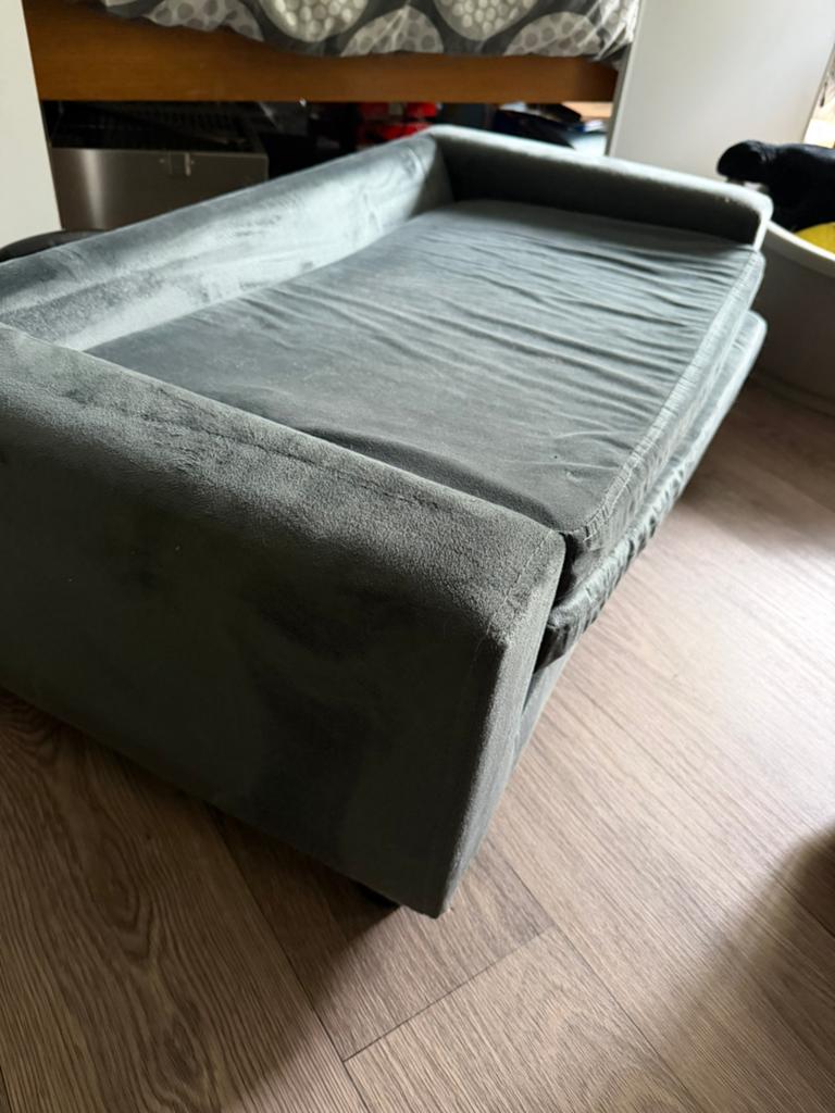 Hondensofa, Dieren en Toebehoren, Ophalen, Zo goed als nieuw