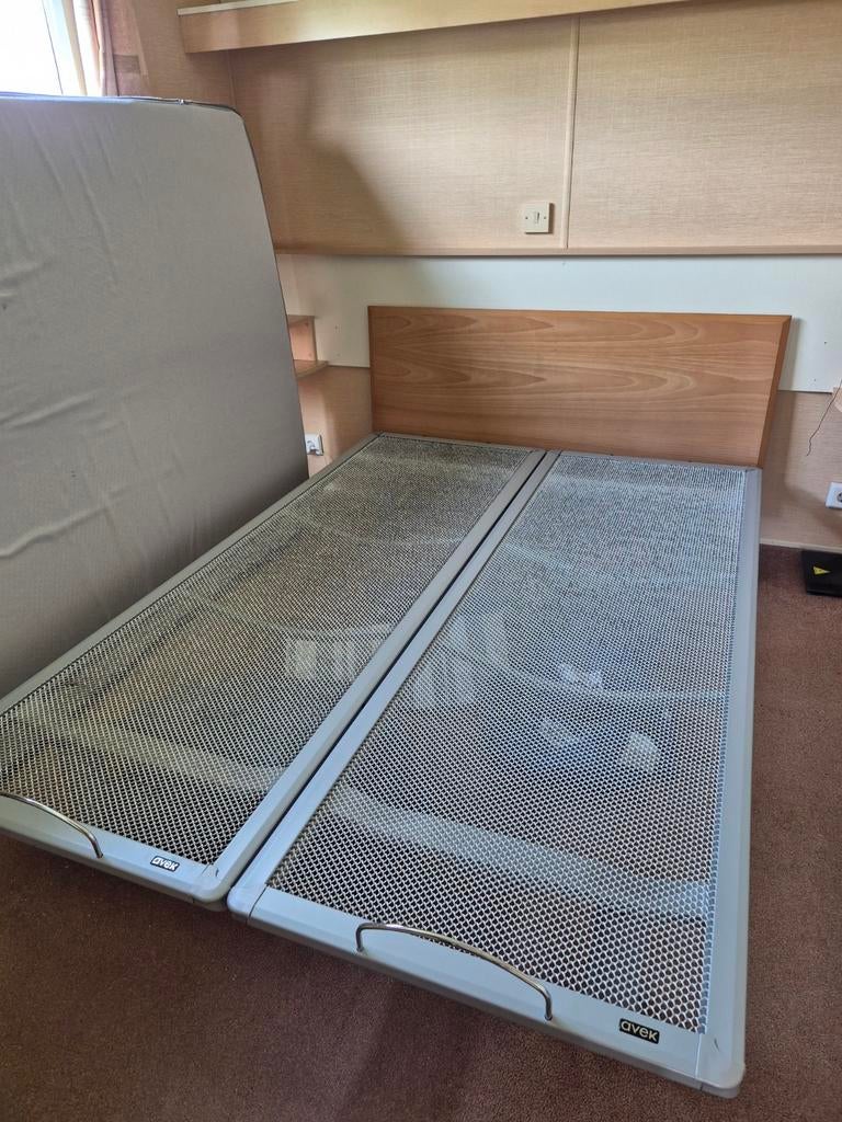 Avek tweepersoonsbed 140x200, Ophalen, Overige materialen, 140 cm, Twijfelaar