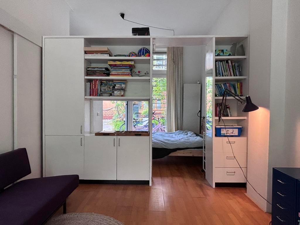 Boekenkast / kledingkast gratis af te halen in Groningen, Ophalen, Gebruikt, 25 tot 50 cm, 200 cm of meer