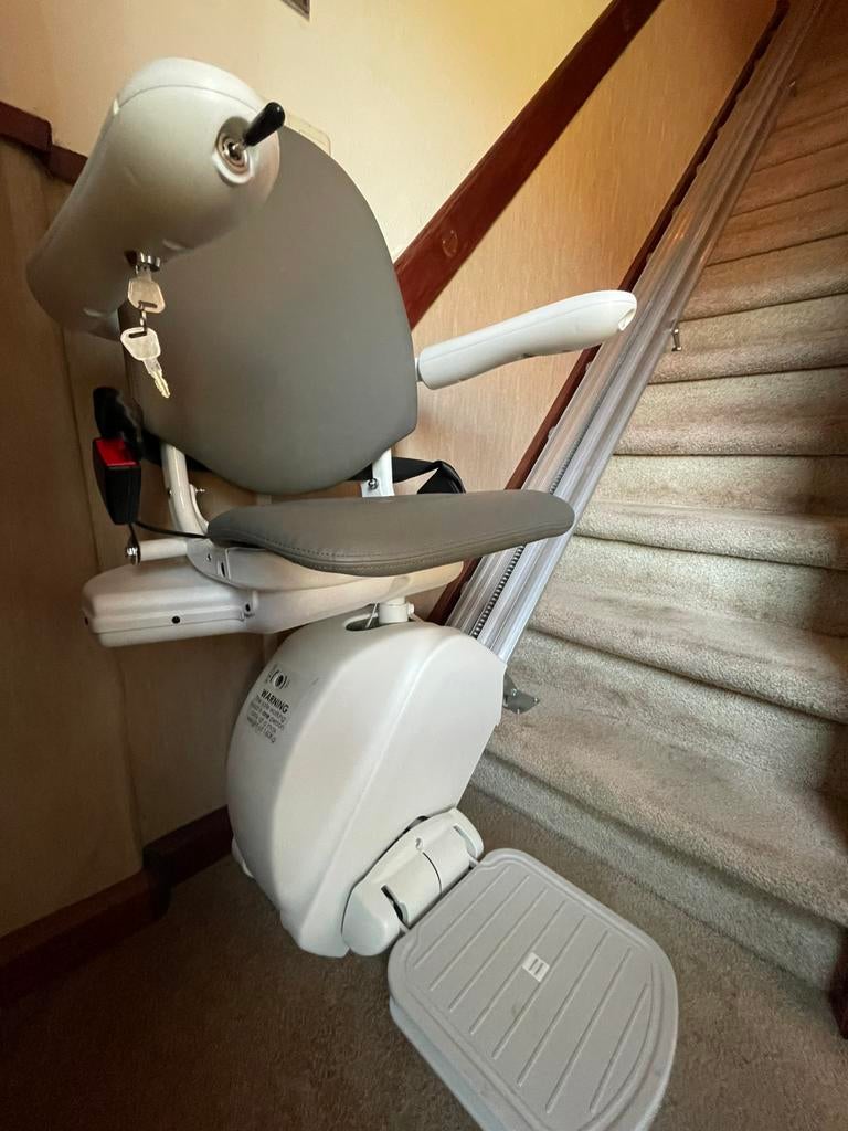 Nieuwe traplift OTOLIFT, Diversen, Trapliften, Zo goed als nieuw, Ophalen