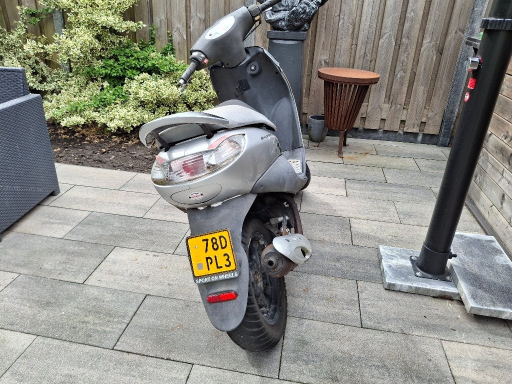 Scooter rijdende opknapper, Fietsen en Brommers, Snorfietsen en Snorscooters, Ophalen, Gebruikt, Benzine, Peugeot