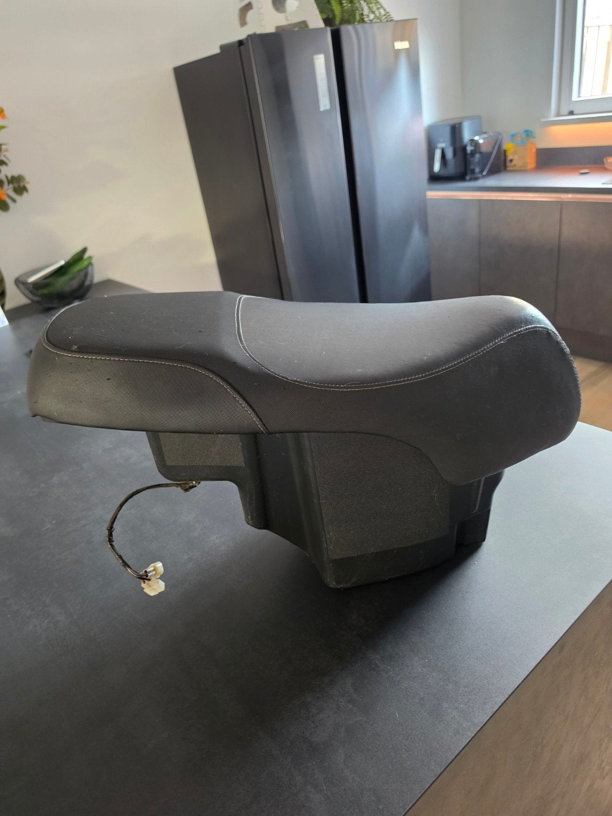 Niu NQi buddyseat - Zadel voor Niu NQi scooter, Fietsen en Brommers, Ophalen of Verzenden, Gebruikt, Zadel, Overige merken