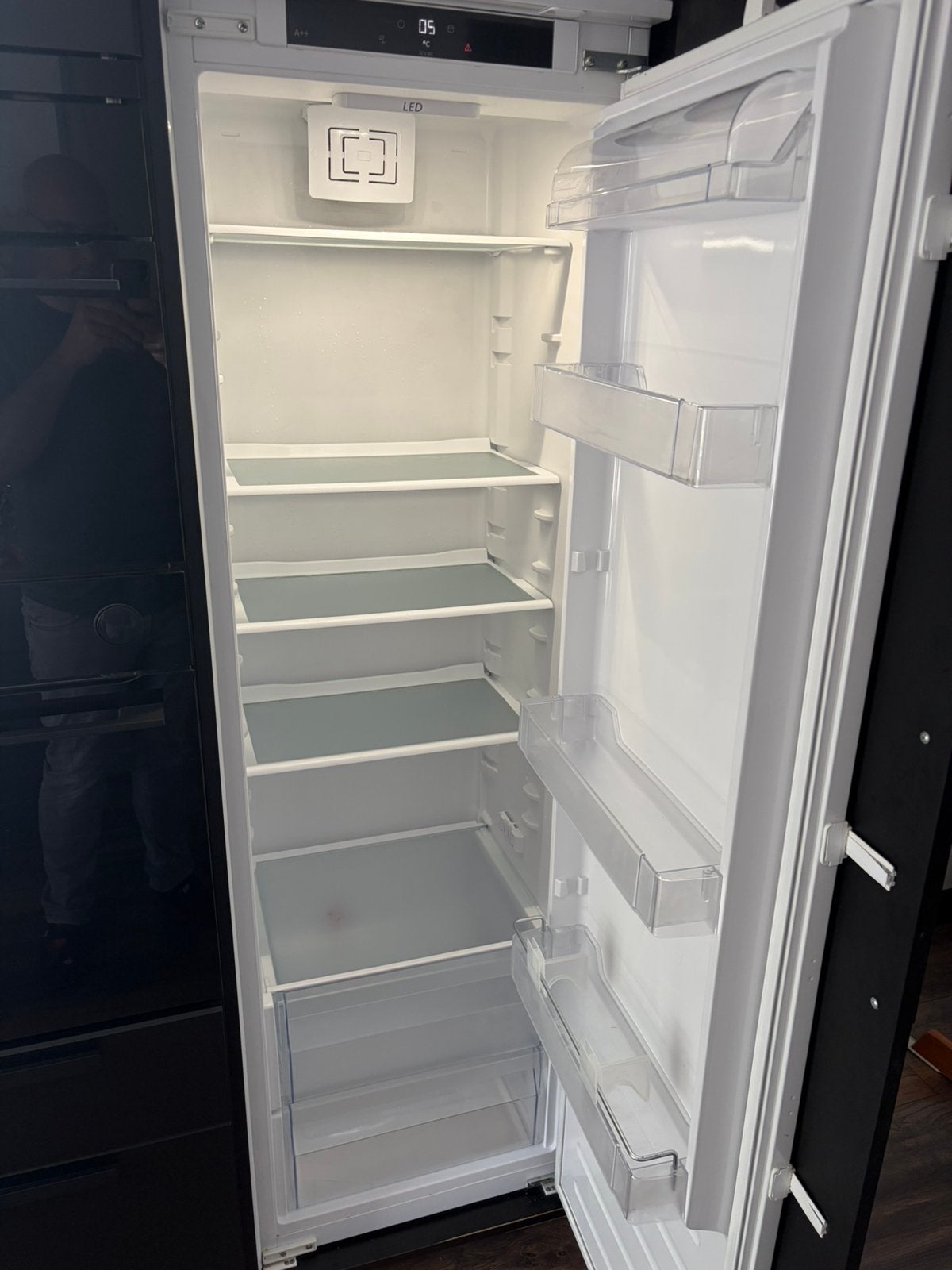 Ikea inbouwkoelkast Frostig, Ophalen, Zonder vriesvak, 200 liter of meer, 160 cm of meer