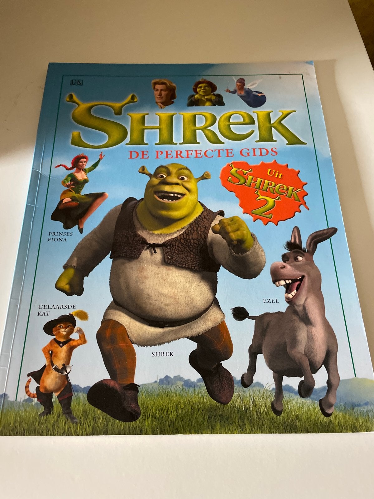 Shrek: De Perfecte Gids - Uit Shrek 2, Ophalen of Verzenden, Zo goed als nieuw, Non-fictie