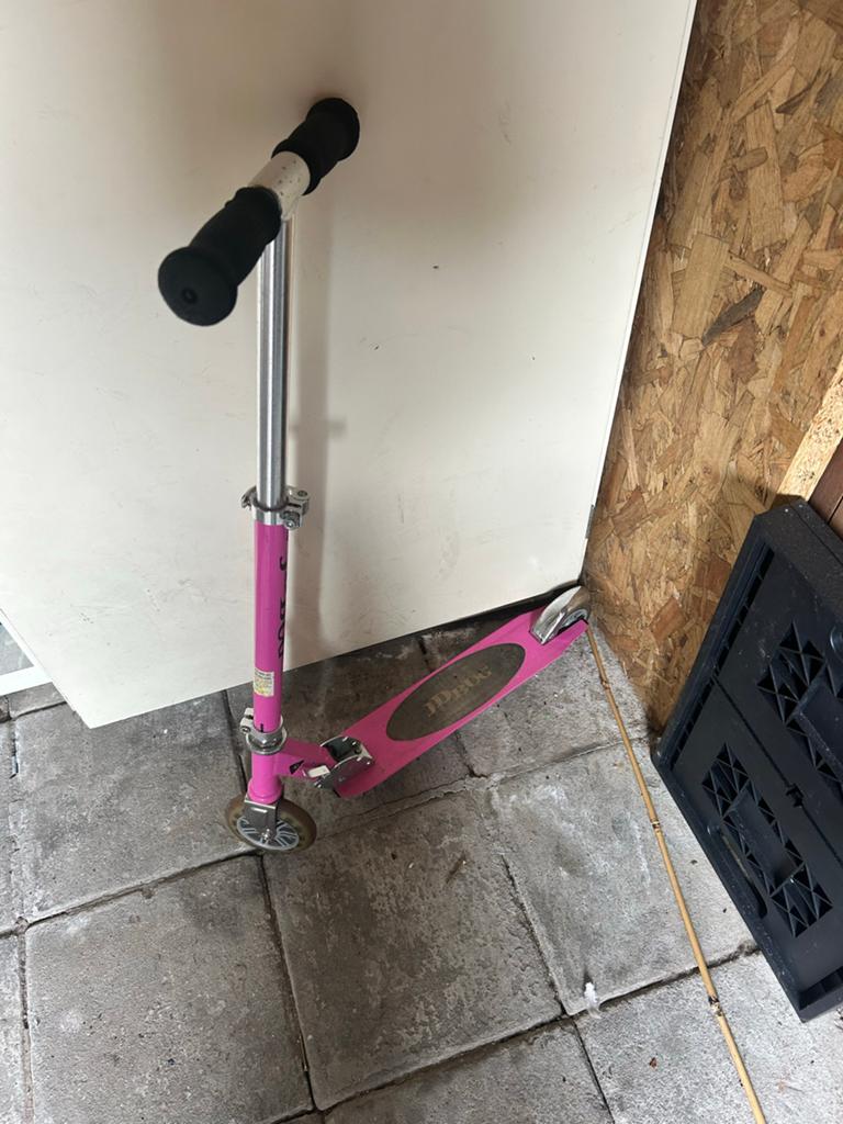 Roze meisjes step - JD Bug, Fietsen en Brommers, Steps, Ophalen, Gebruikt, Gewone step