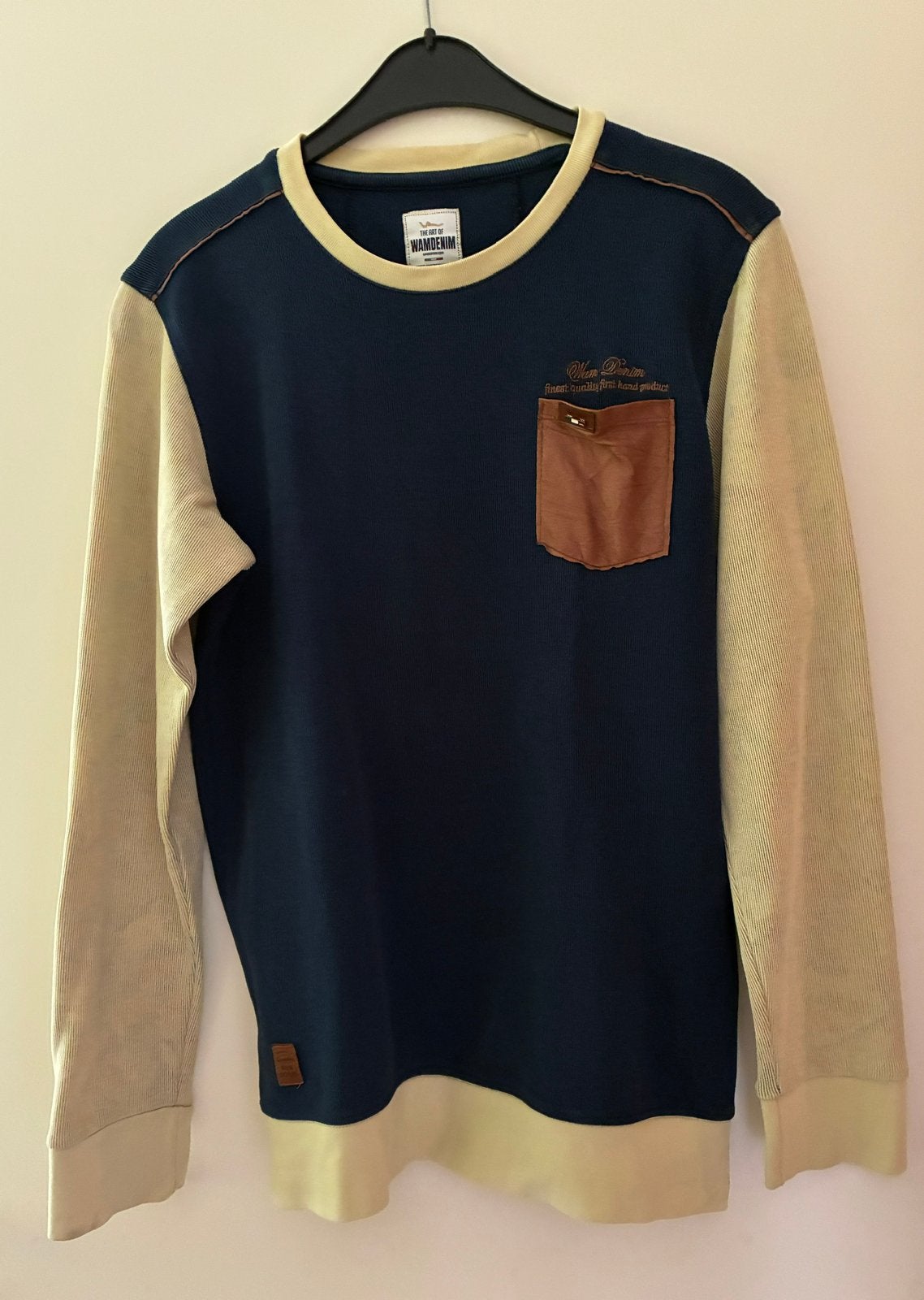 Trui donkerblauw met beige mouwen, WAM Denim, maat M, Kleding | Heren, Ophalen of Verzenden, Zo goed als nieuw, Maat 48/50 (M)