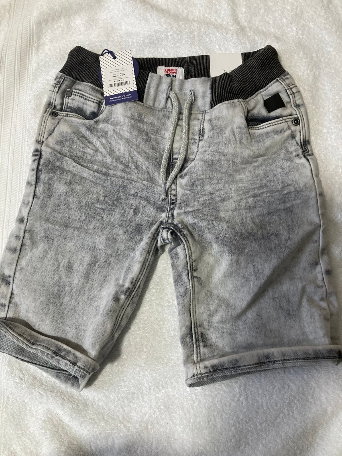 Nieuwe short / korte broek maat 134 tumble n dry, Ophalen of Verzenden, Nieuw, Jongen, Broek
