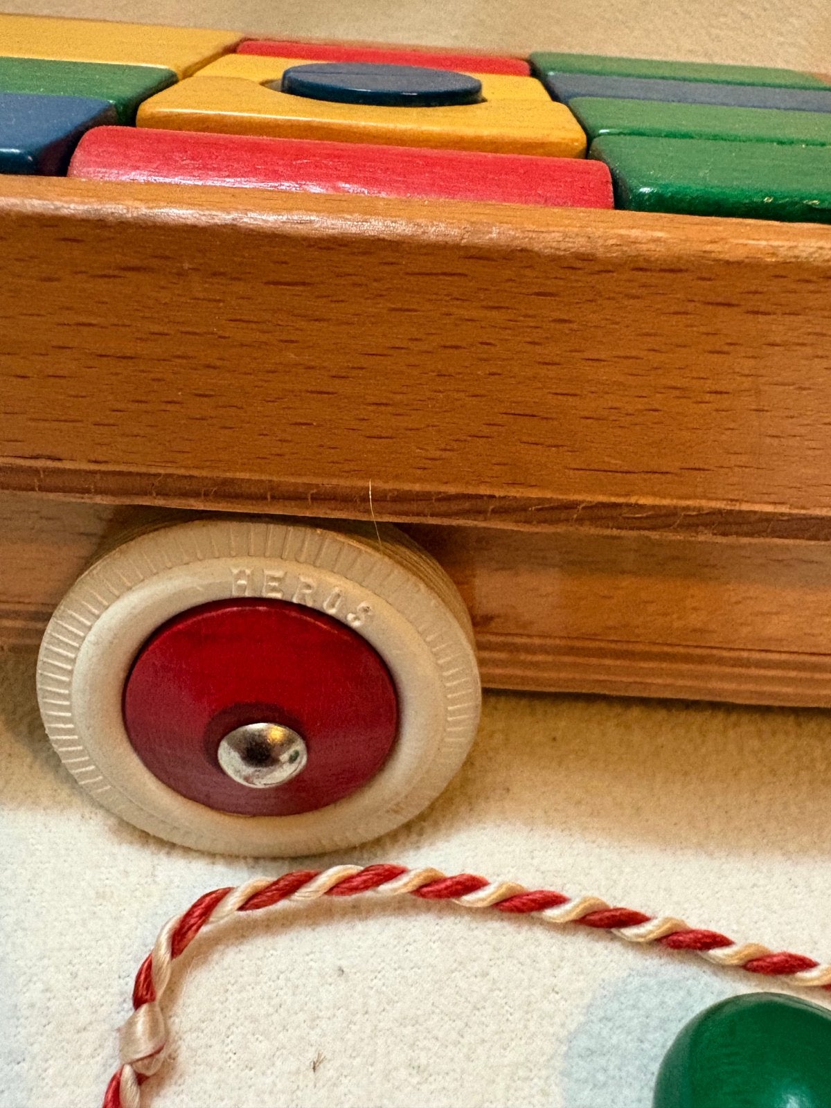 Vintage Heros Houten Trekauto met Bouwblokken, Ophalen of Verzenden, Gebruikt, Duw- of Trekspeelgoed