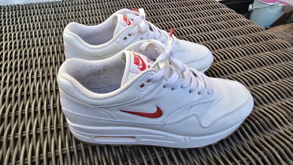 Nike air max 1 jewel rare ruby mt 40, Wit, Nike, Ophalen of Verzenden, Sneakers of Gympen