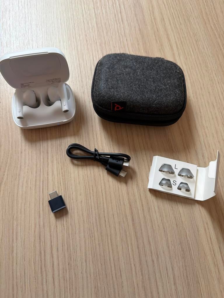 Poly Voyager Free 60 UC Bluetooth Teams Headset, Computers en Software, Headsets, In-ear, Gebruikt, Ophalen of Verzenden, Draadloos