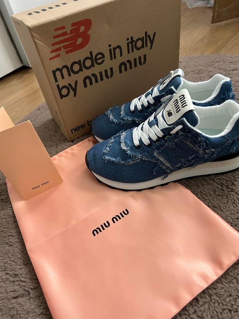 New Balance x Miu Miu denim sneakers, Blauw, Nieuw, Ophalen of Verzenden, Sneakers of Gympen
