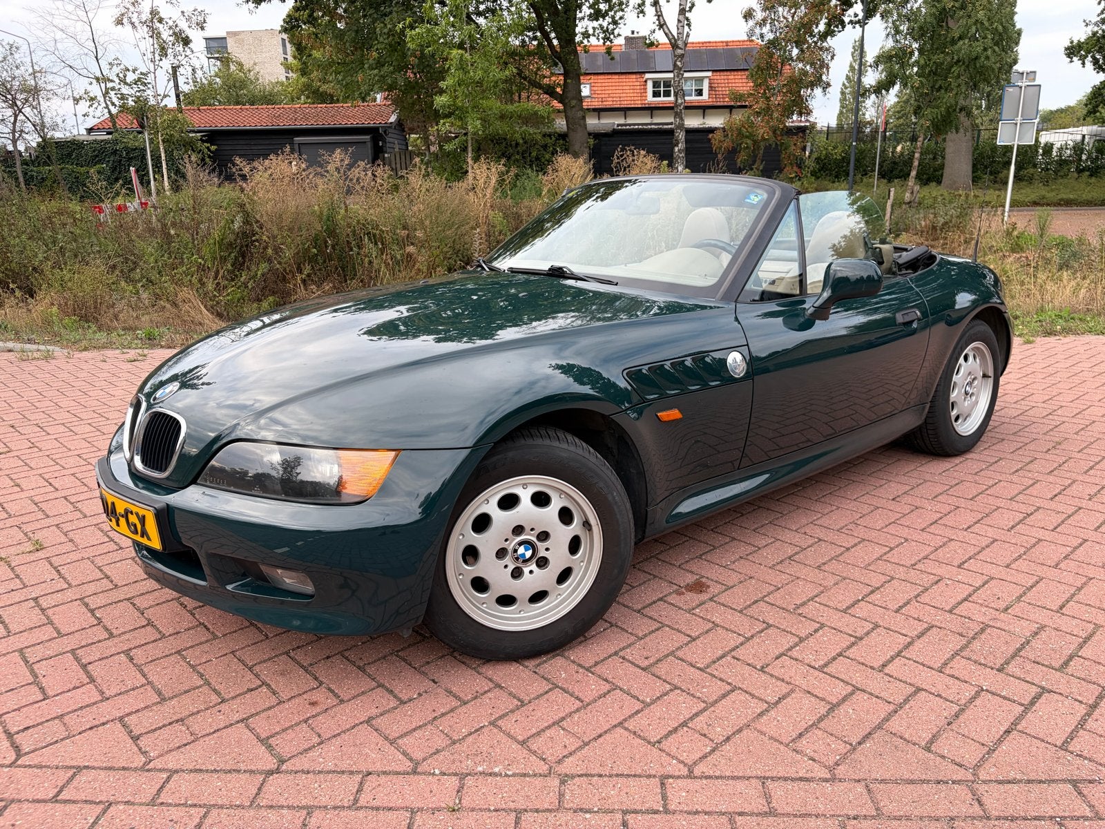 BMW Z3 1.9 Roadster | stoelv. | A/C | Leer |, Auto's, BMW, Automaat, Achterwielaandrijving, Cabriolet, 1895 cc